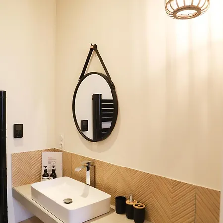 Suite Serenity Room Spa- Balneotherapie Saint-Etienne  Esterno foto
